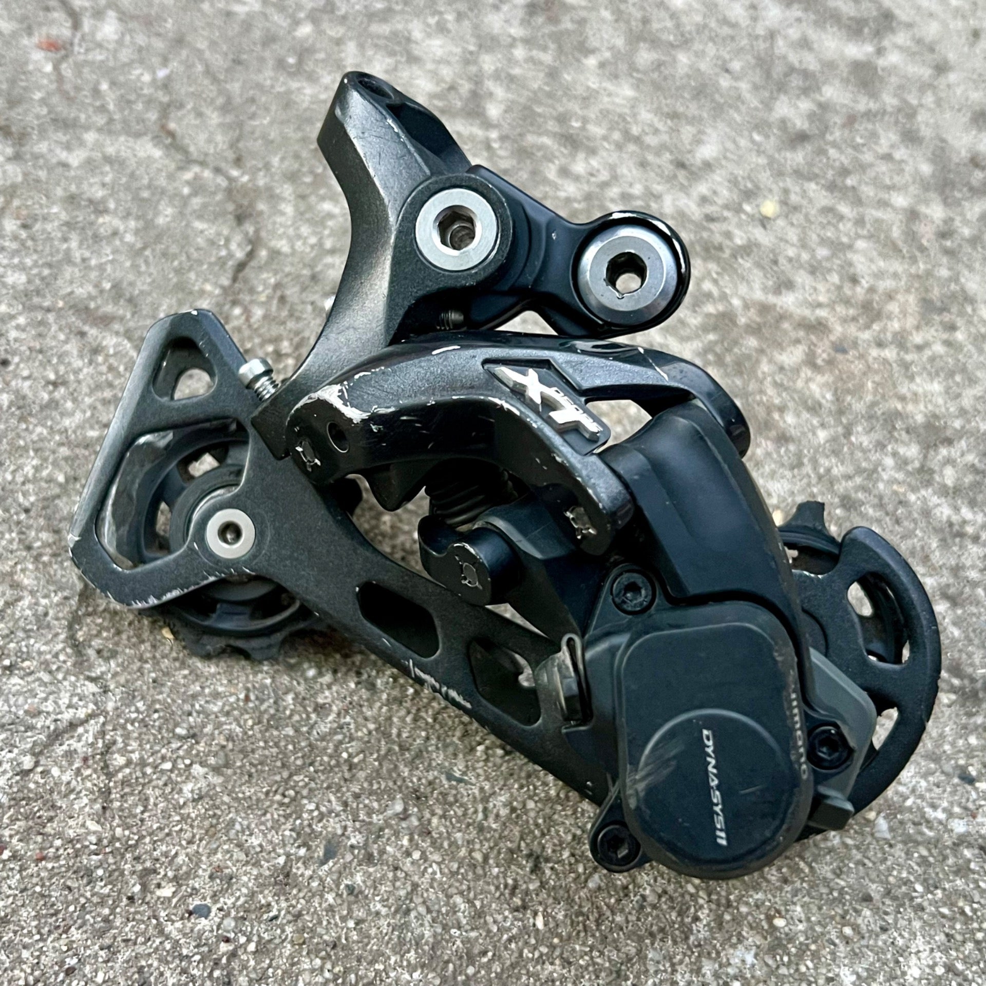 Shimano Deore XT M8000 GS 11 Speed Medium Cage Rear Derailleur Clutch Shadow