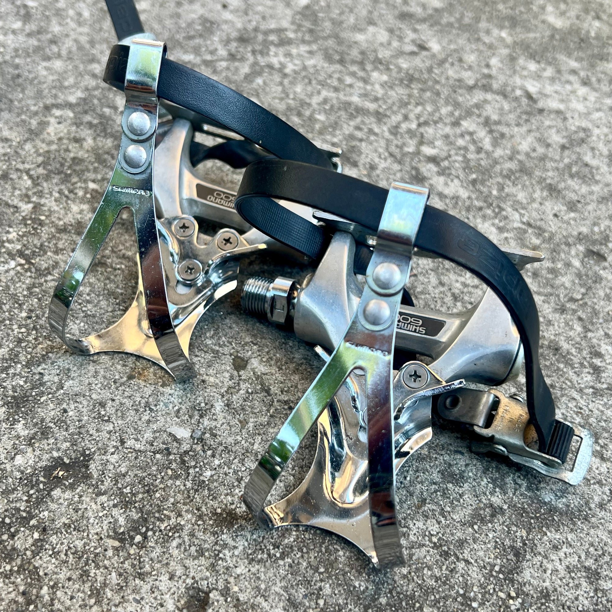 Shimano 600 PD-6207 Toe Clip Pedals Vintage Road Bike Touring Size M Retro