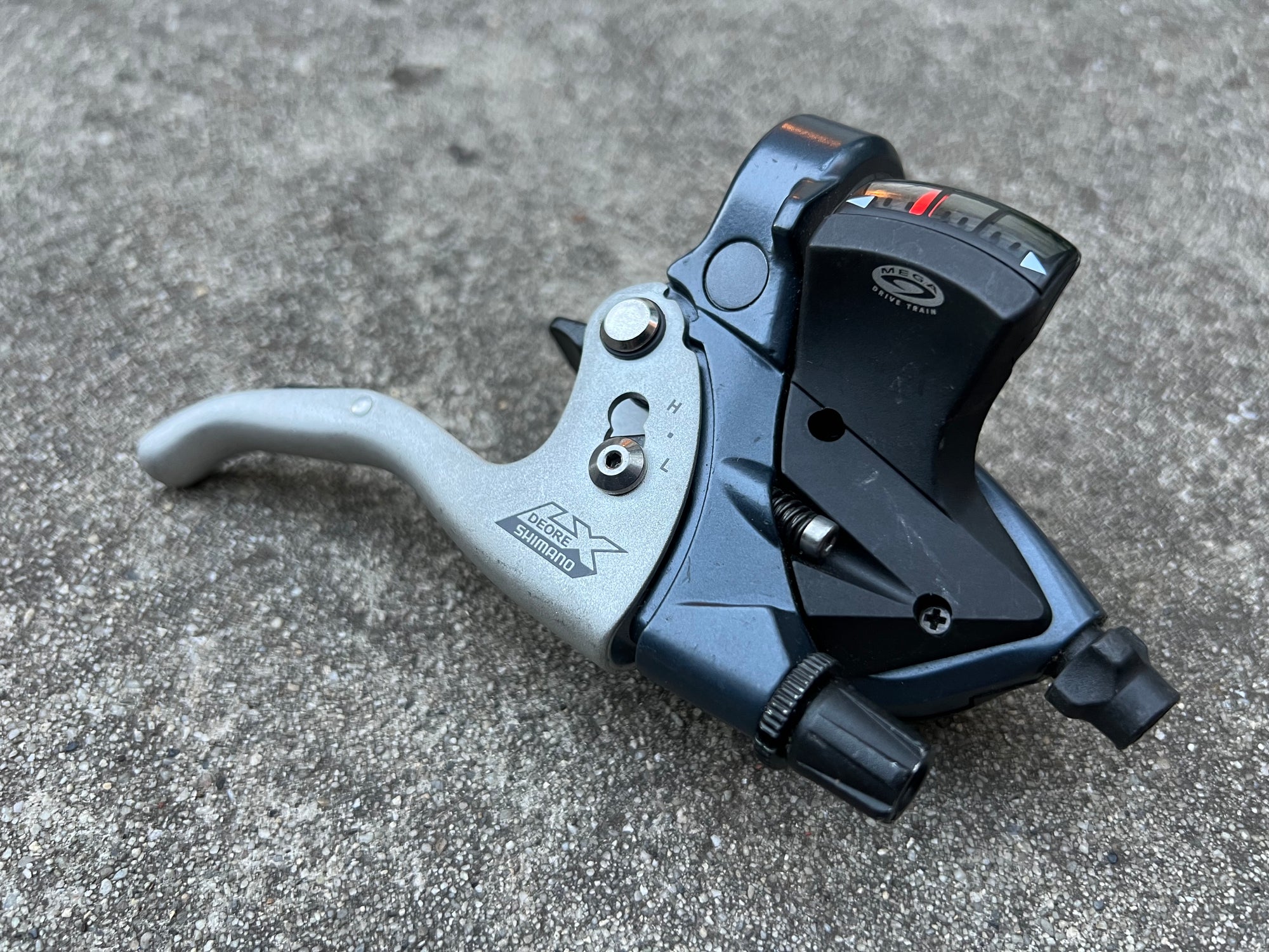 Shimano Deore LX ST-M570 9 Speed Right Rear Brake and Shifter Combo V Brake MTB