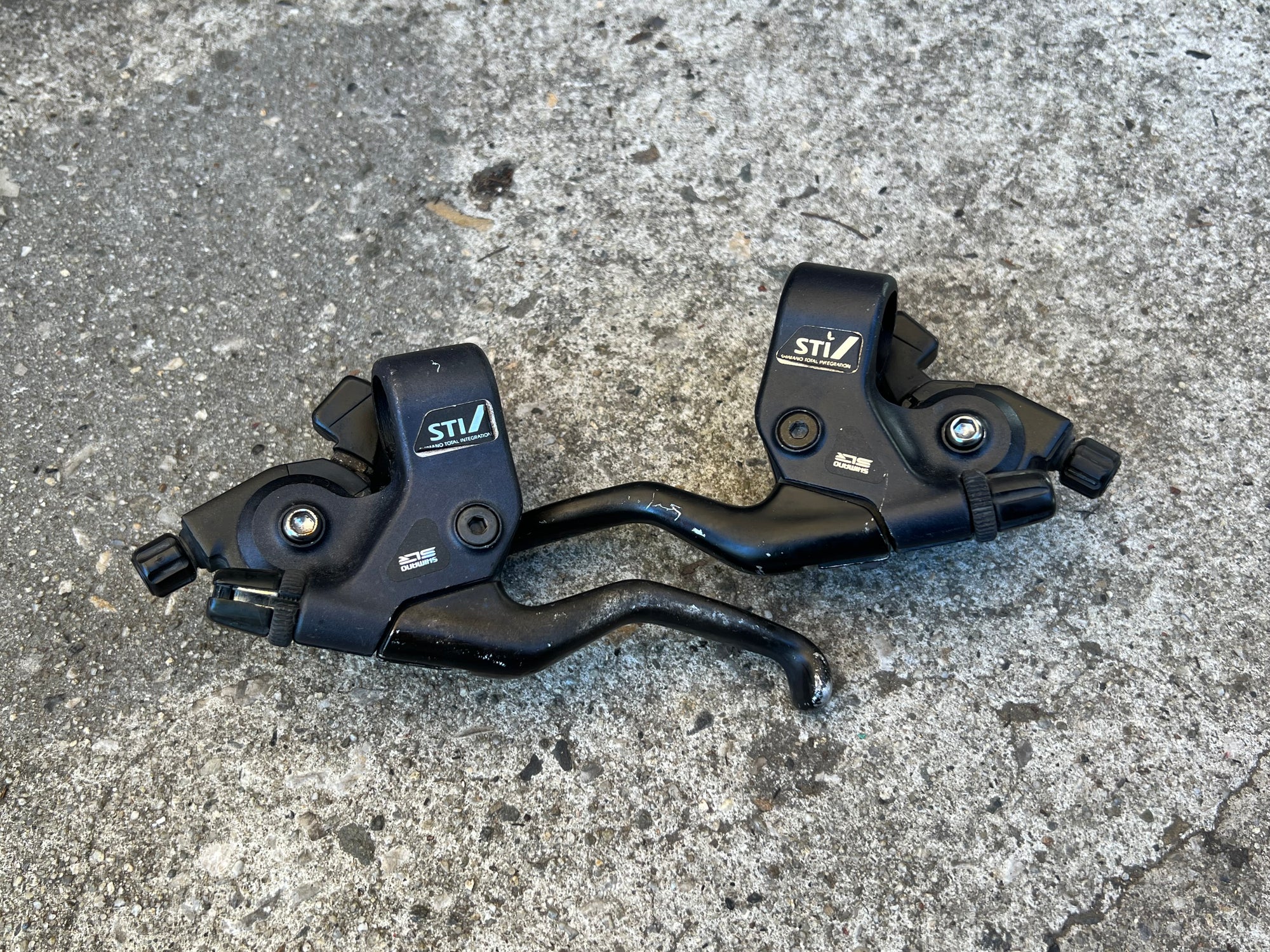 Shimano Deore DX ST-M071 3x7 Speed Brake & Shifter Combo Shifters Cantilver