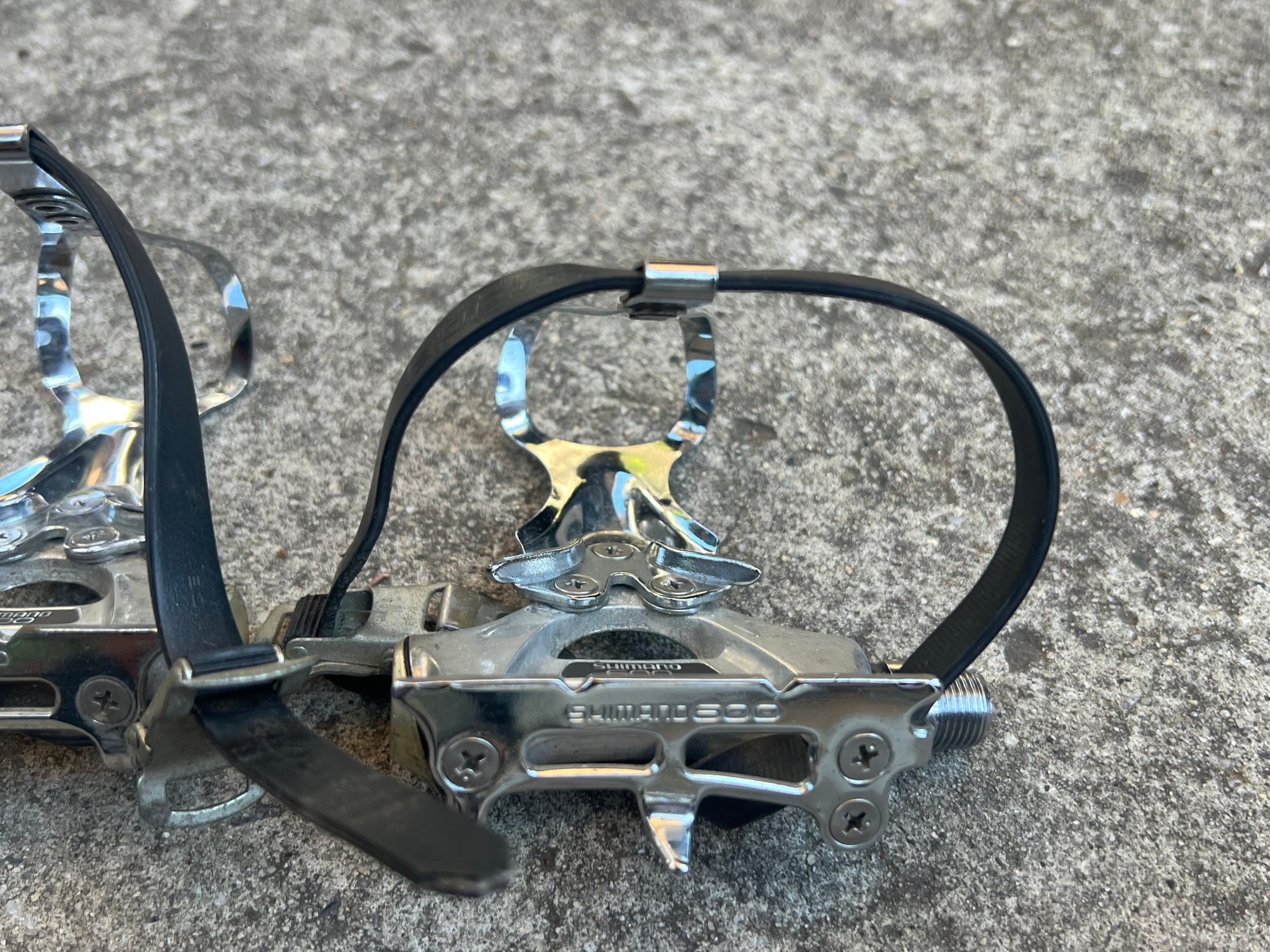 Shimano 600 PD-6207 Toe Clip Pedals Vintage Road Bike Touring Size M Retro