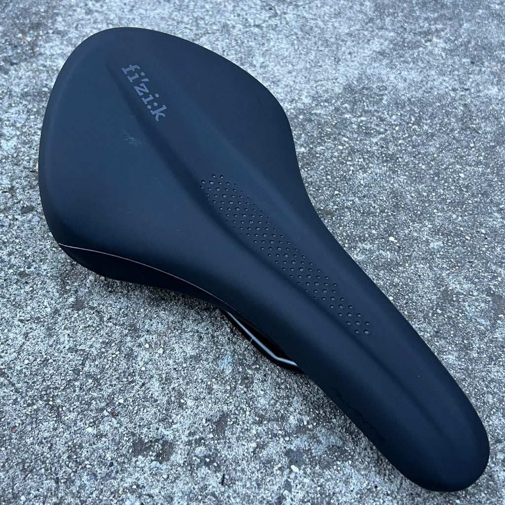 Fizik Aliante Tempo Wide Saddle 275x150mm Road Bike Cycling Gravel