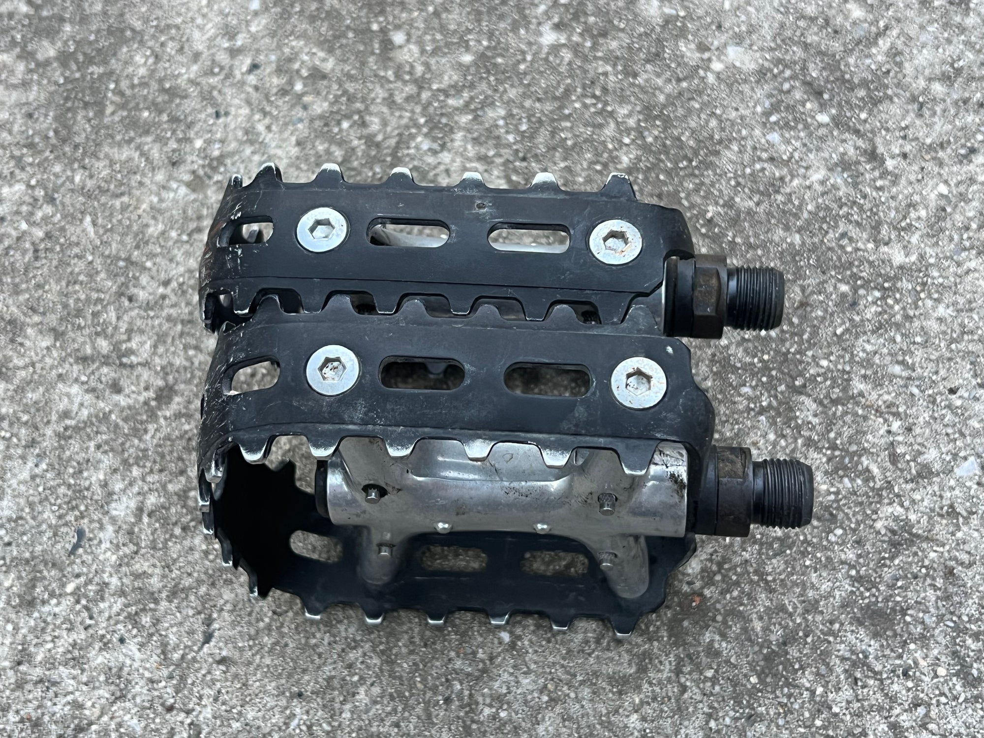 Shimano Deore XT PD-M730 Platform Bear Trap Vintage MTB ATB Pedals