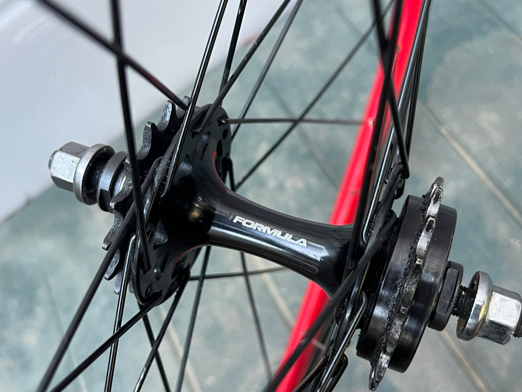 Formula Red 700c Track Fixie Flip Flop Wheelset 100/120 16T 32 Spoke Black