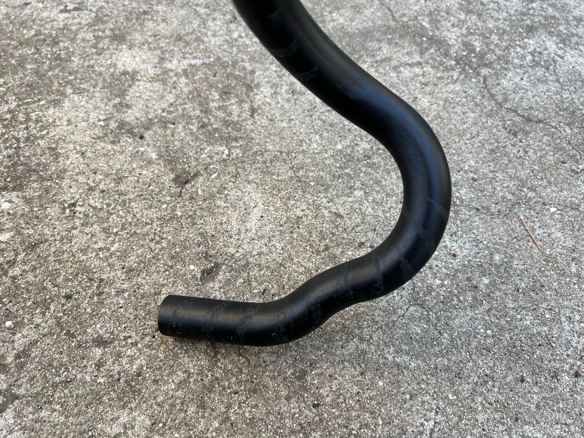 Salsa Moto Ace Bell Lap 26.0x460mm Flared Aluminum Black Drop Bars Road