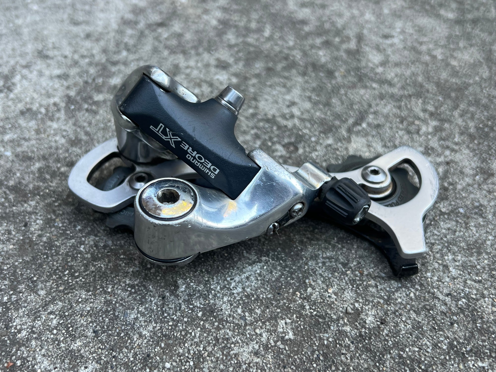 Shimano Deore XT RD-M737 8 Speed Rear Derailleur Long Cage Vintage MTB Mountain Bike