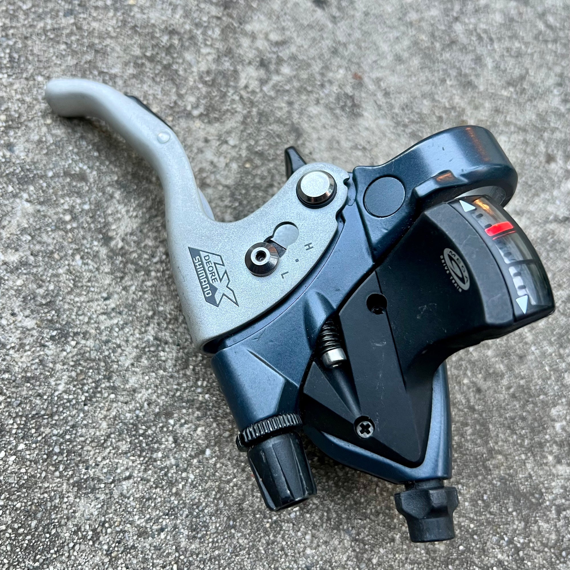 Shimano Deore LX ST-M570 9 Speed Right Rear Brake and Shifter Combo V Brake MTB