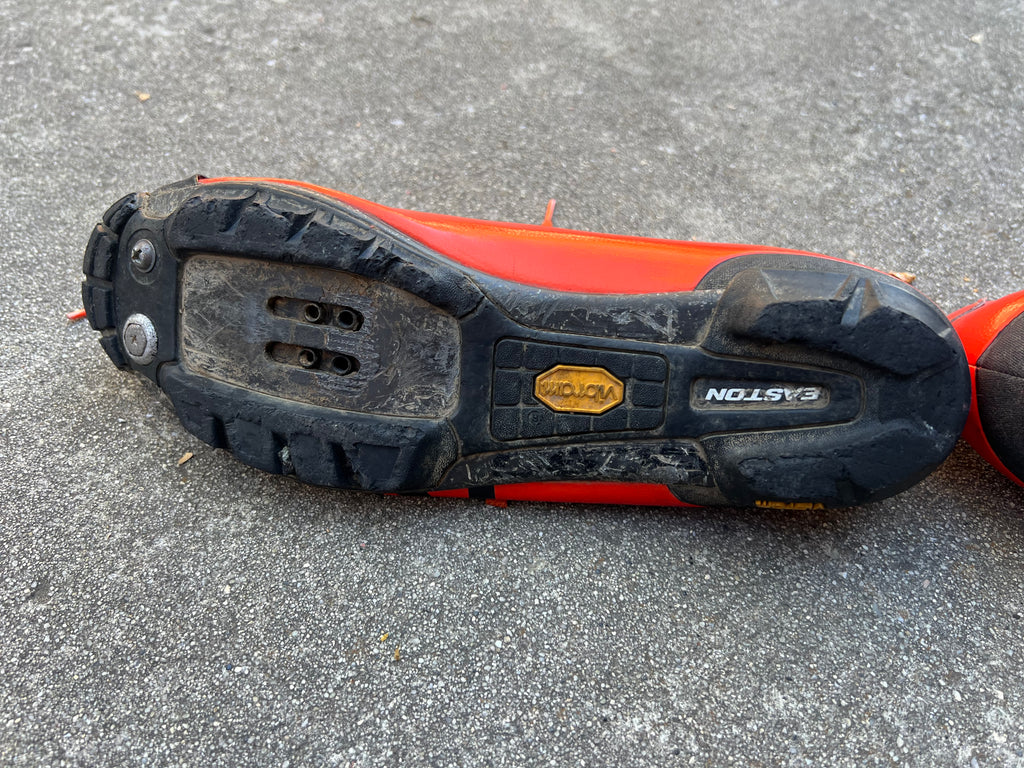 GIRO VR90 Clipless Shoes 44 EU EUR 10.5 US Mens Mountain Bike MTB Easton Carbon Orange