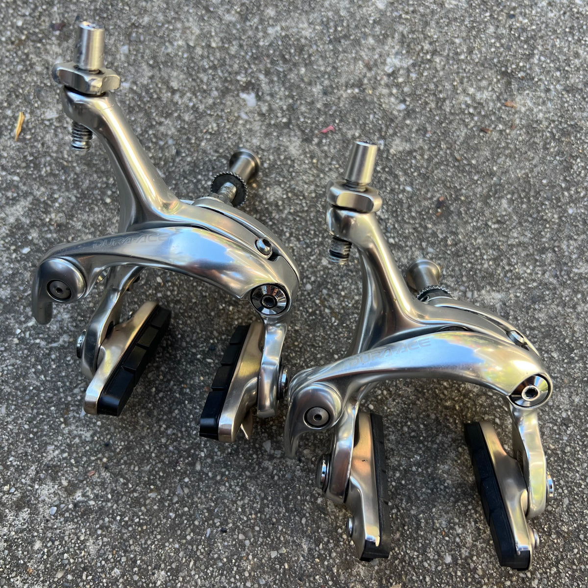 Shimano Dura Ace BR-7700 Dual Pivot Front & Rear Brakes Brake Calipers Set Pair