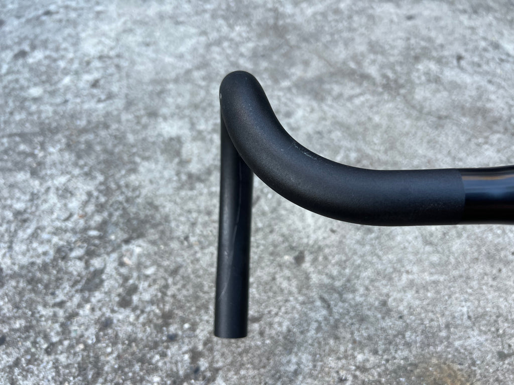 Salsa Cowbell 31.8x475mm 47.5cm Black Aluminum Flared Gravel Drop Bar