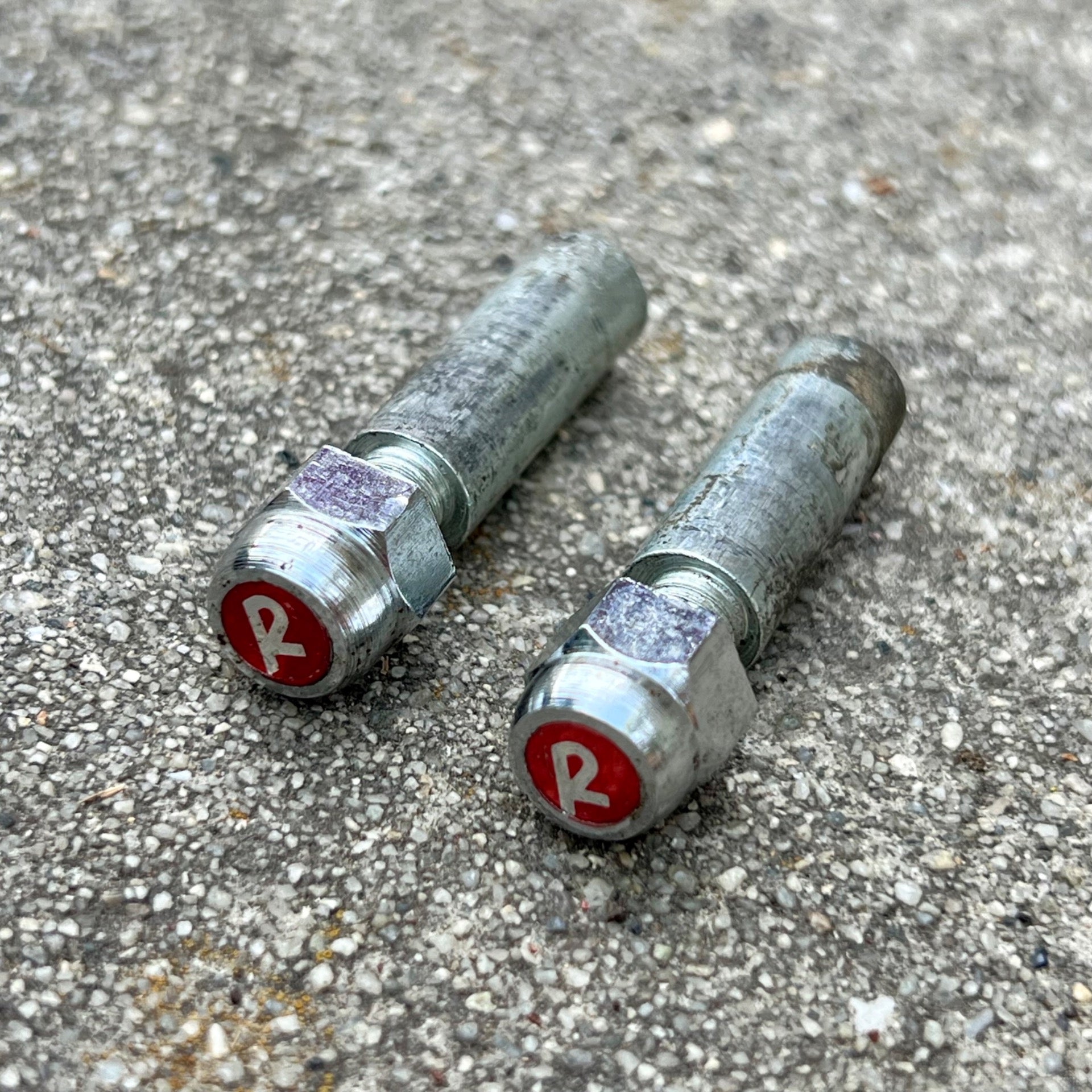 Raleigh Cotter Pins 9.5mmx41.7mm Vintage Chrome Crank Red Nuts Domed R Logo 