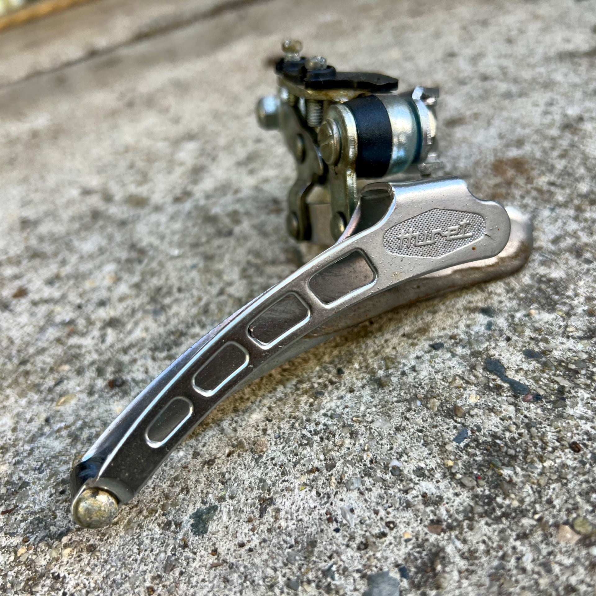 Huret Road Front Derailleur Vintage 28.6mm Bottom Pull Silver Chrome Retro