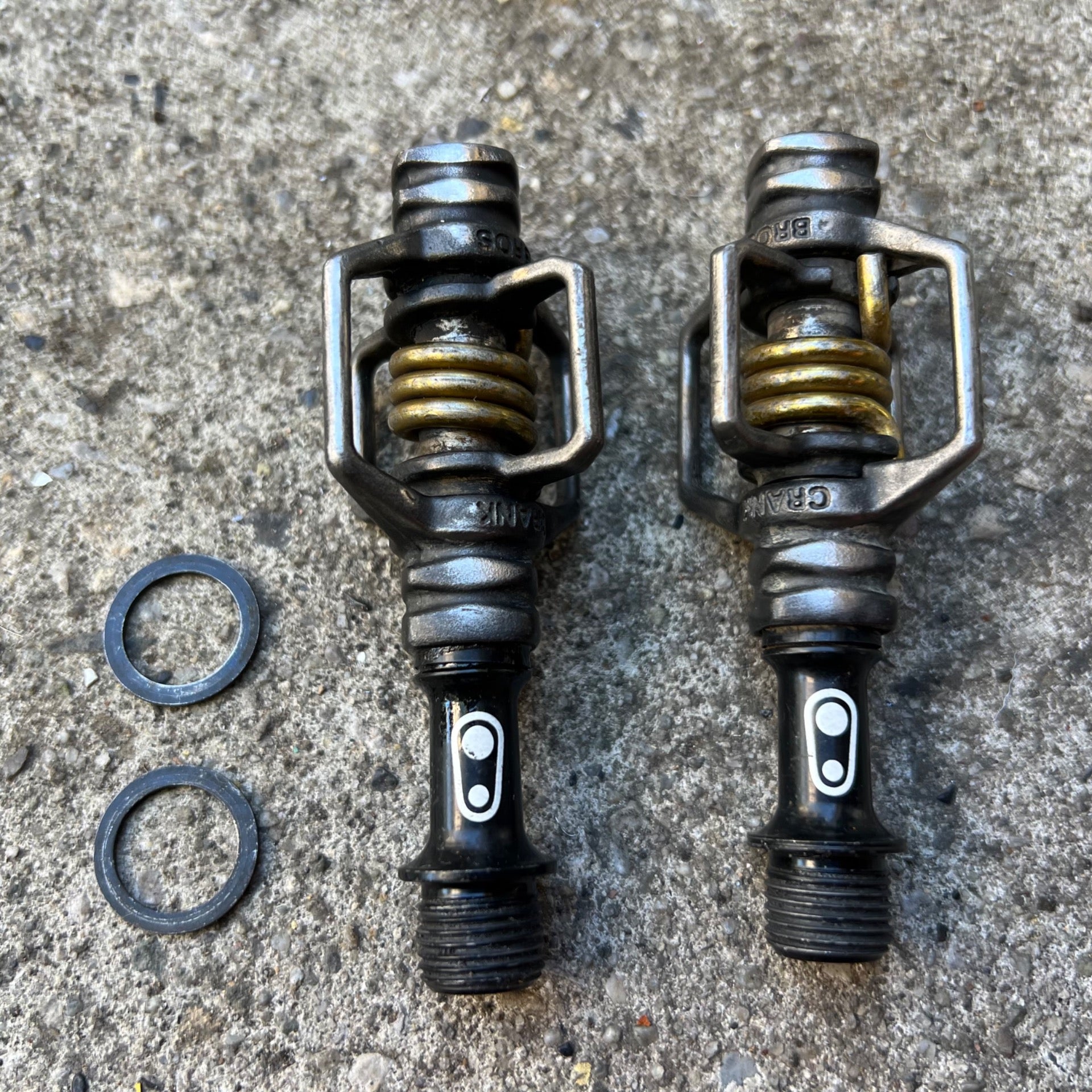 Crankbros Egg Beater First Gen Pedals 9/16” Clipless CX Gravel Road XC MTB Race