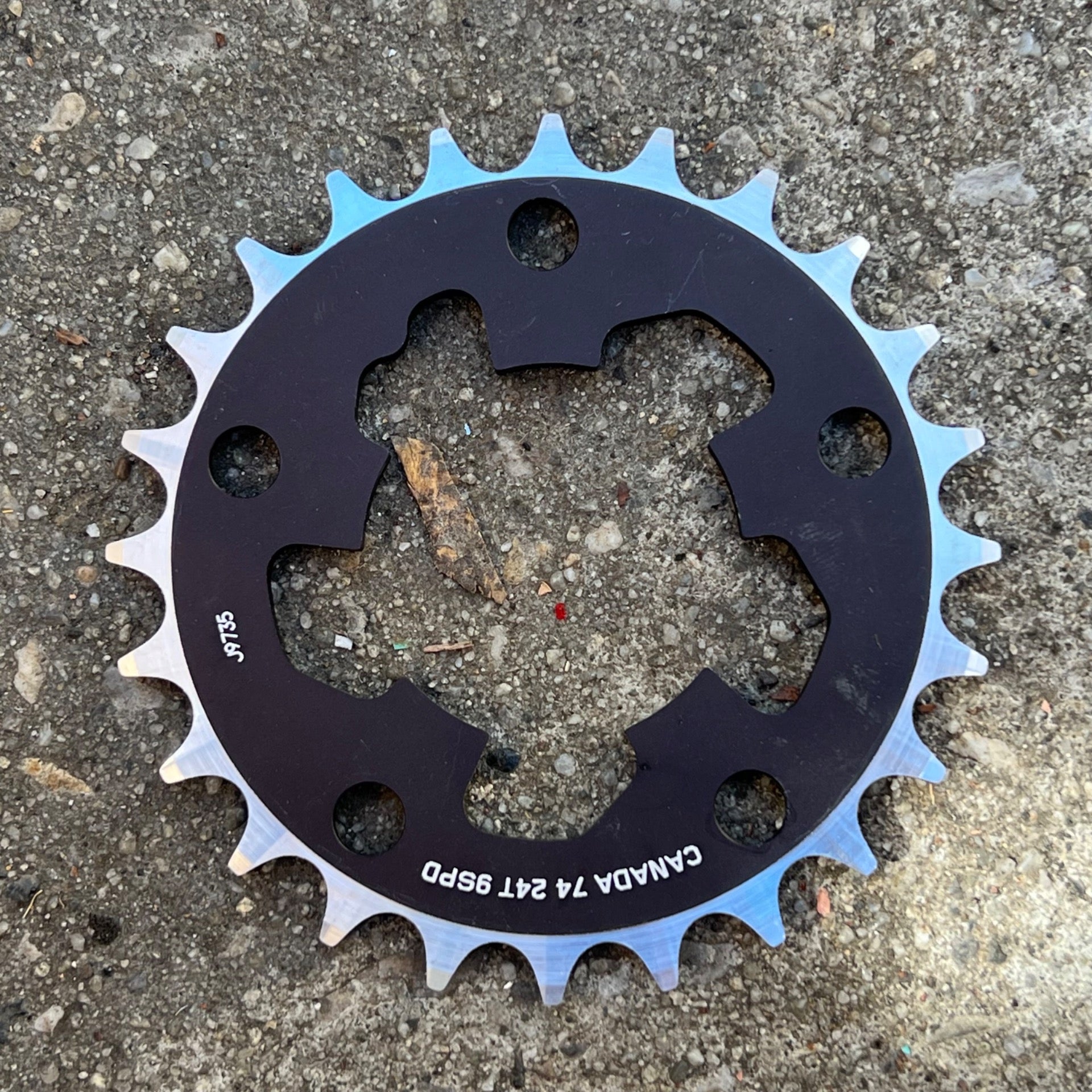 NOS Raceface 74 BCD 24T 5 Bolt Chainring Granny Small Vintage Retro MTB Black 