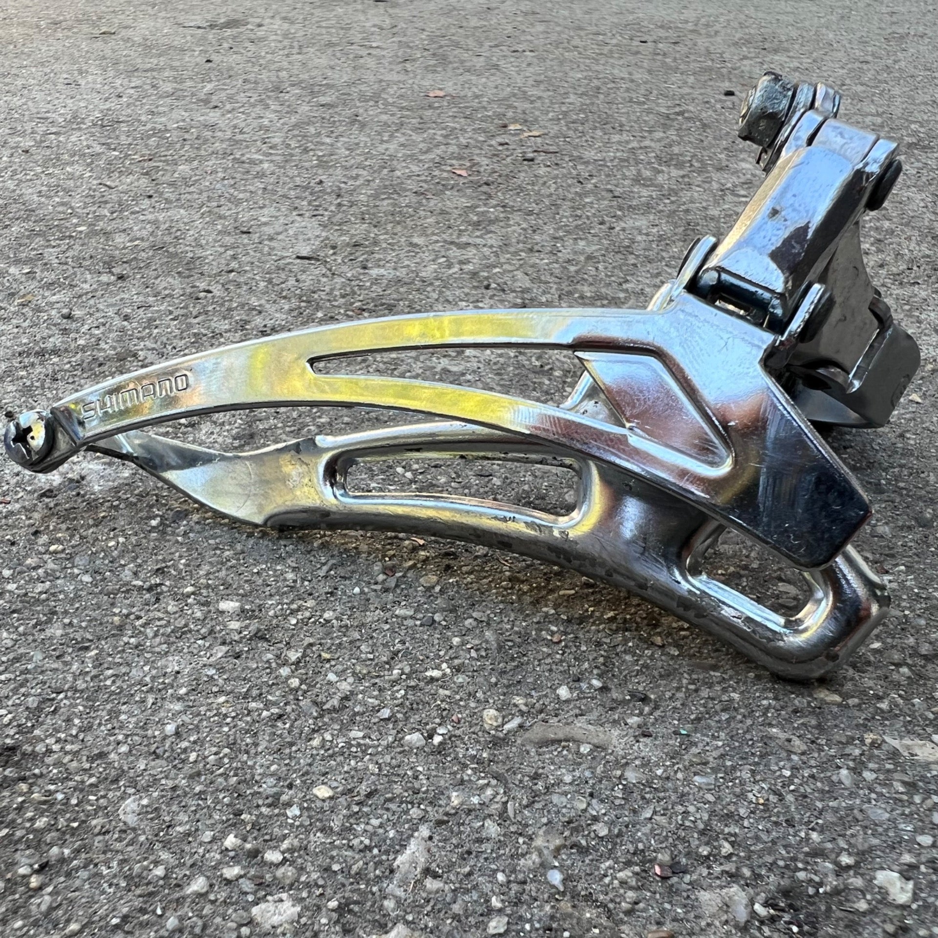 Shimano Z Series FD-Z204 28.6mm Bottom Pull Vintage Double Front Derailleur Road