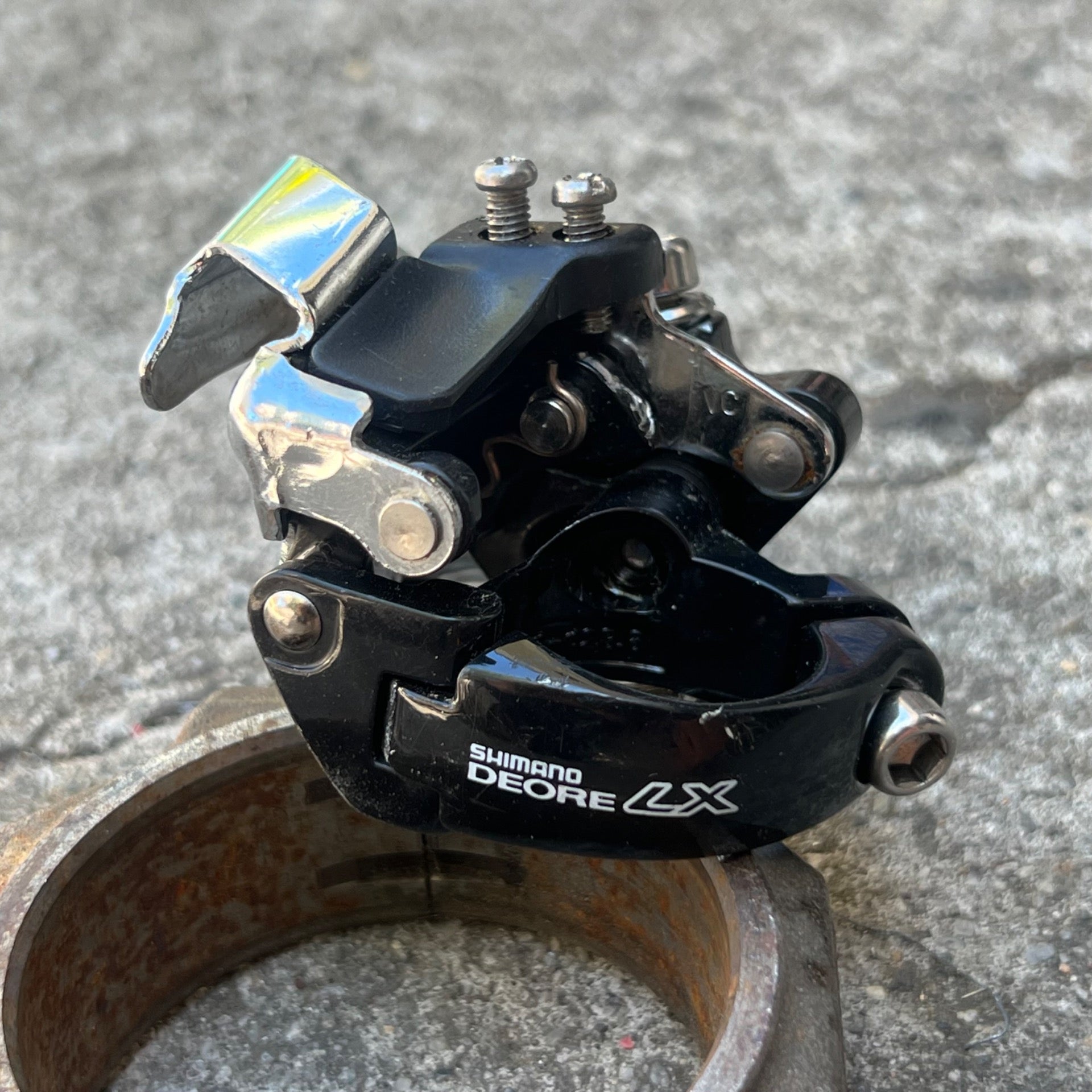Shimano Deore LX M567 28.6mm Bottom Pull Front Derailleur 3x8 Triple Black MTB