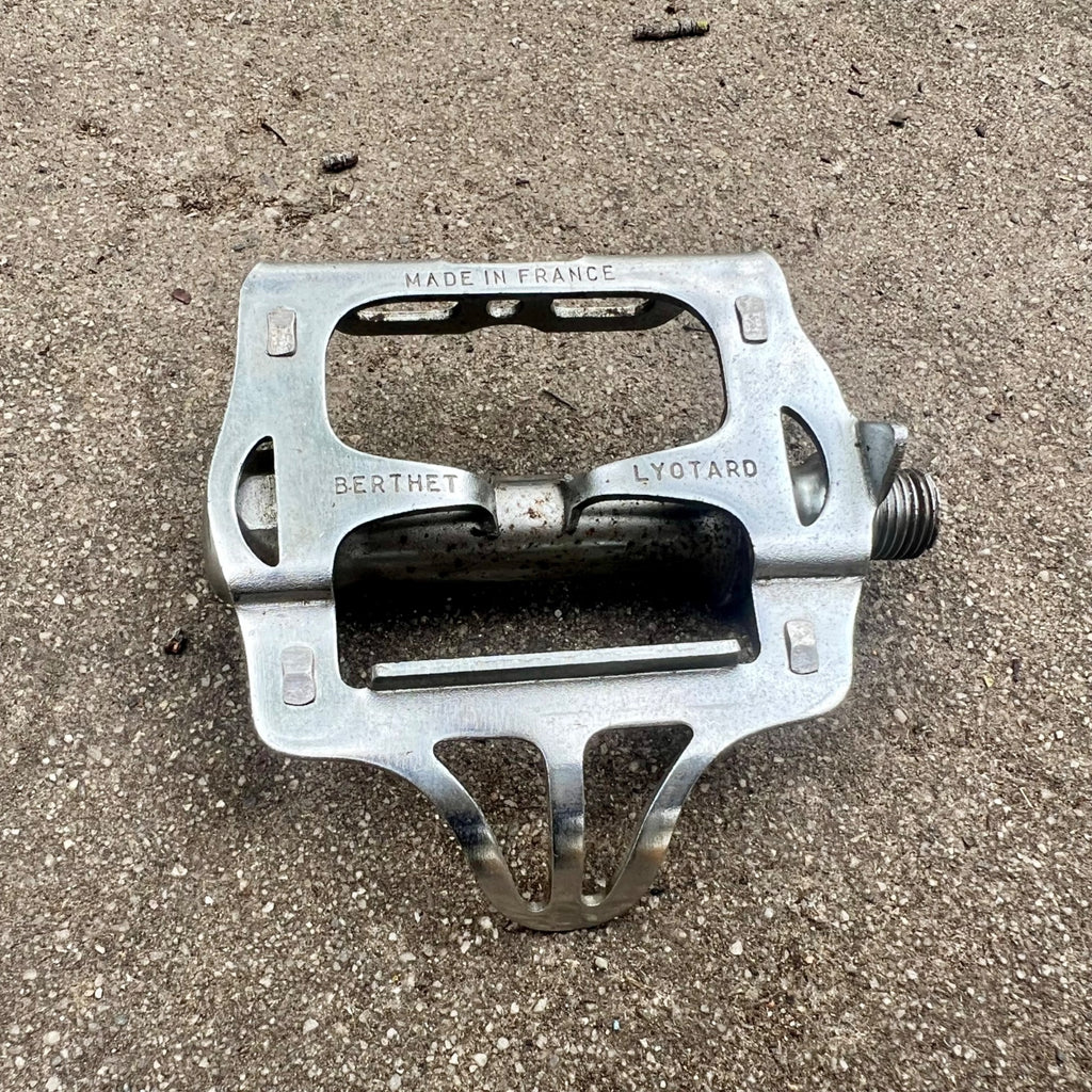 Lyotard Berthet 1/2” Left Non Drive Side Pedal Chrome Vintage Retro Steel Road 