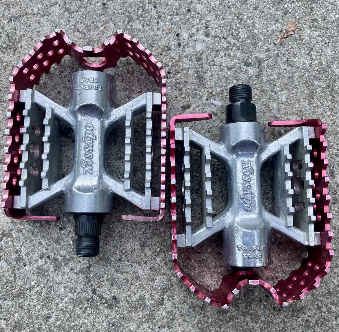 Odyssey Triple Trap 9/16” Pedals Red Pink Anodized Vintage BMX ATB OG Aluminum