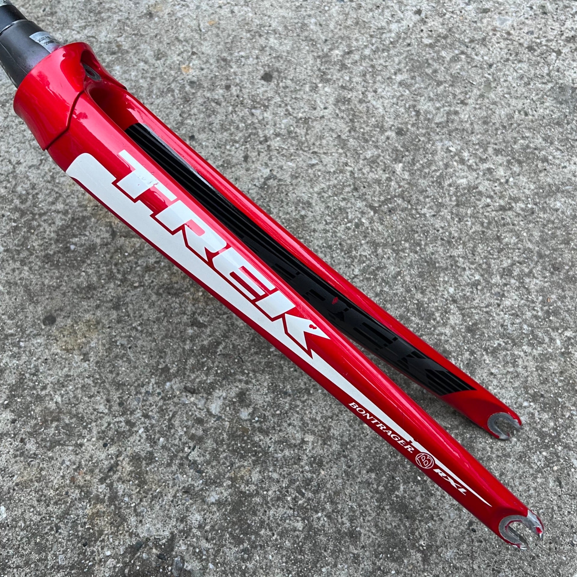 Trek RXL Bontrager 1 1/8” Tapered Carbon Fork Red White Aluminum Road Bike Race