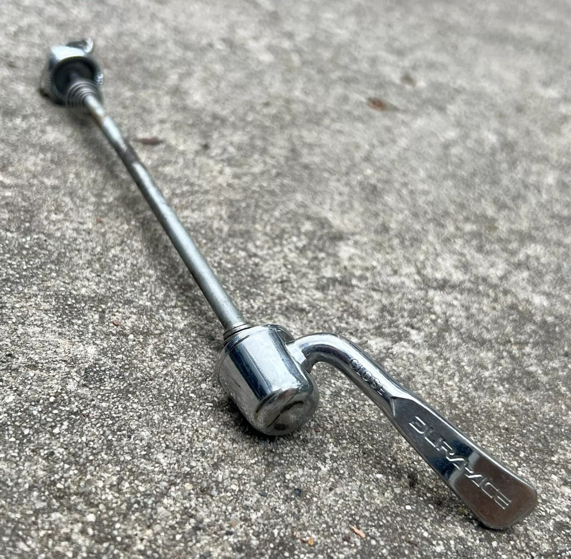 Shimano Dura Ace 7400 Rear 130mm Quick Release Skewer Axle Vintage Chrome Steel