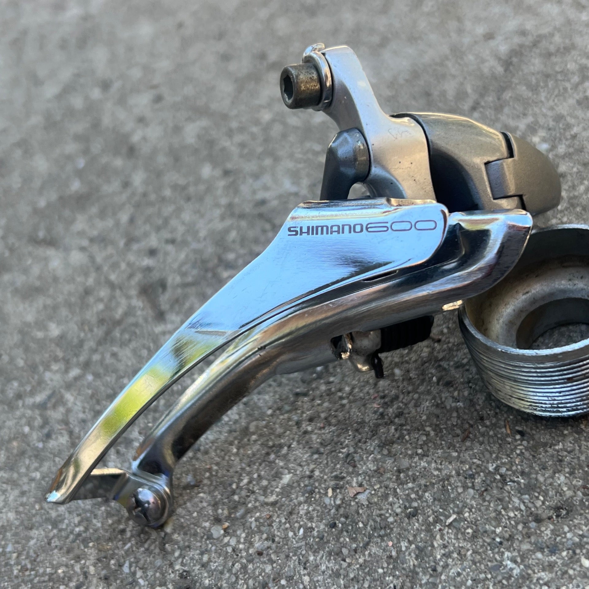 Shimano 600 FD-6400 28.6mm Bottom Pull Front Derailleur Vintage Road Double