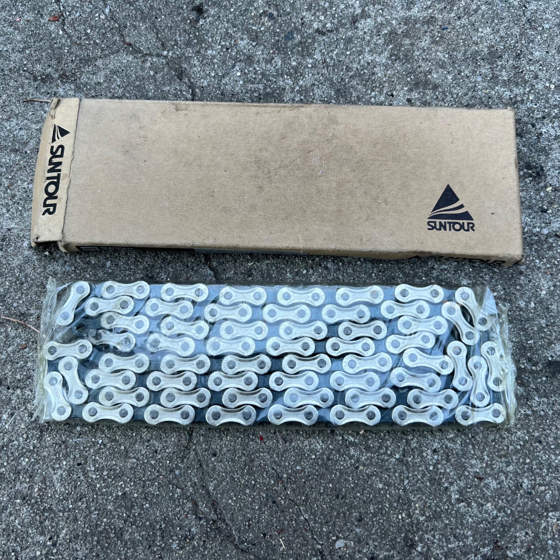 NOS Suntour CH-AP10 116L 6/7/8 Speed Chain Vintage Mountain Bike MTB Retro 