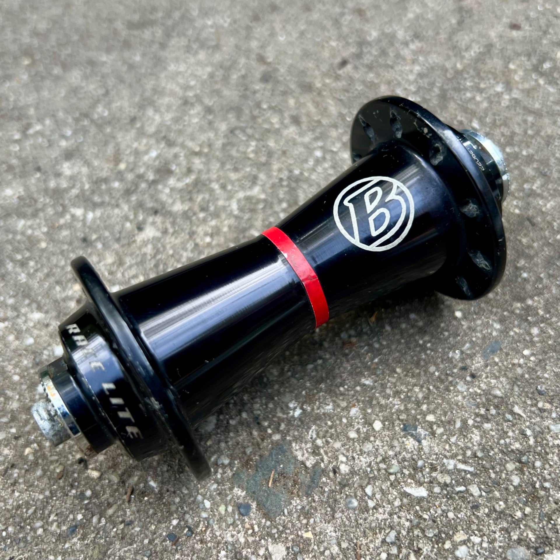 Bontrager Race Lite Front Hub 20H 100mm Spacing Black Red Road Bike Retro CX Red