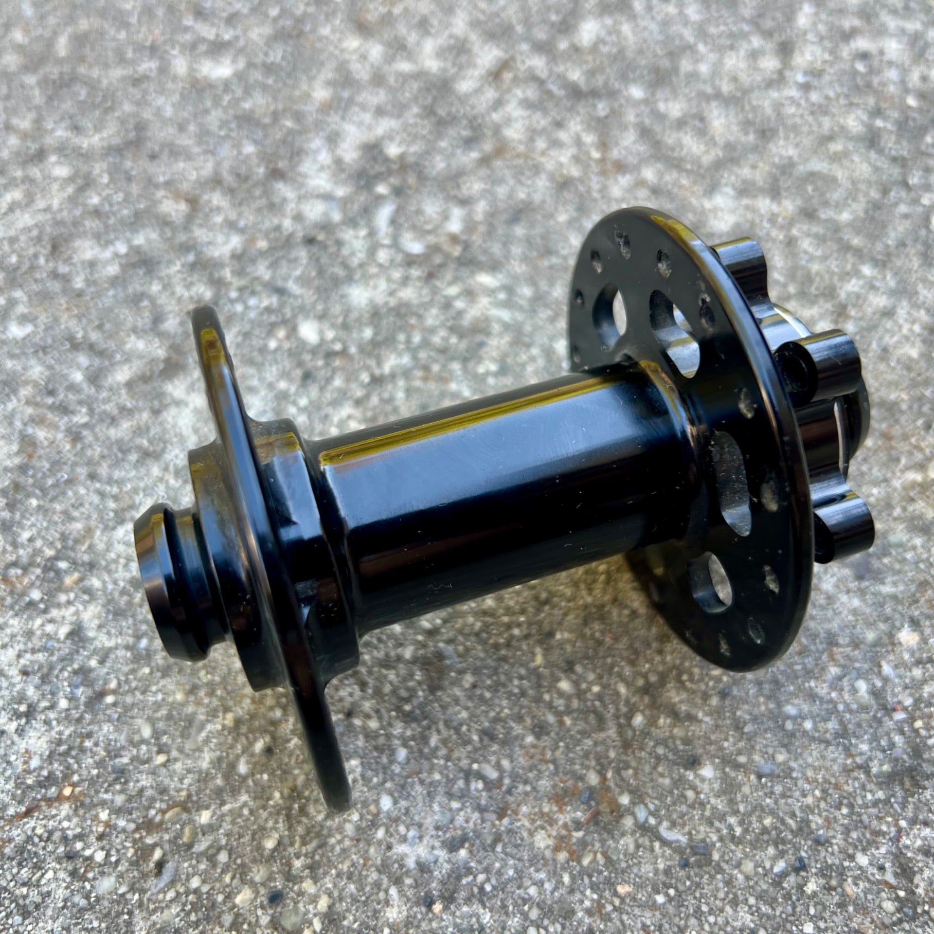 MTB 32H Hole 15x100mm Front Hub 6 Bolt Disc MTB Black Anodized Mountain Bike 