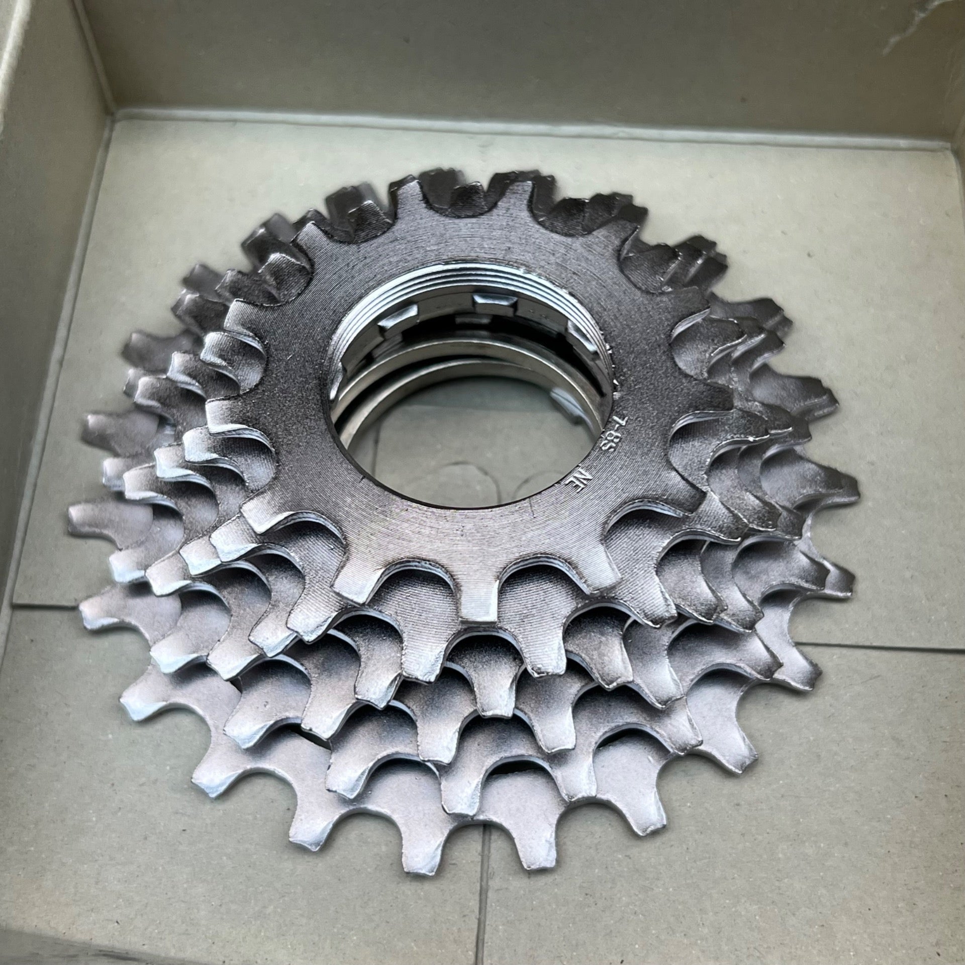 NOS Shimano Dura Ace 13-23T 6 Speed Uniglide Cassette Missing Top Cog Vintage 