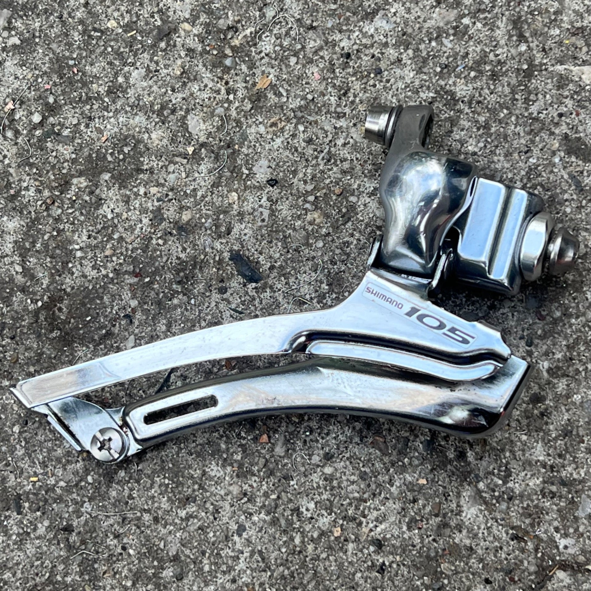 Shimano 105 FD-5600 Front Derailleur Braze On Bottom Pull Double Road 2x10 Speed