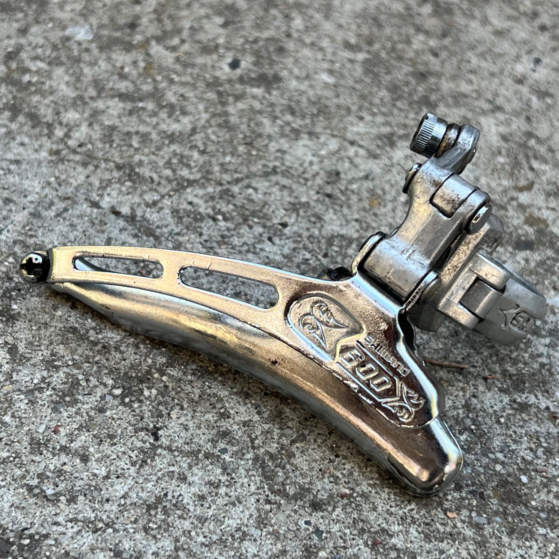 Shimano 600 Arabesque 28.6mm Bottom Pull Front Derailleur Vintage Double Road 