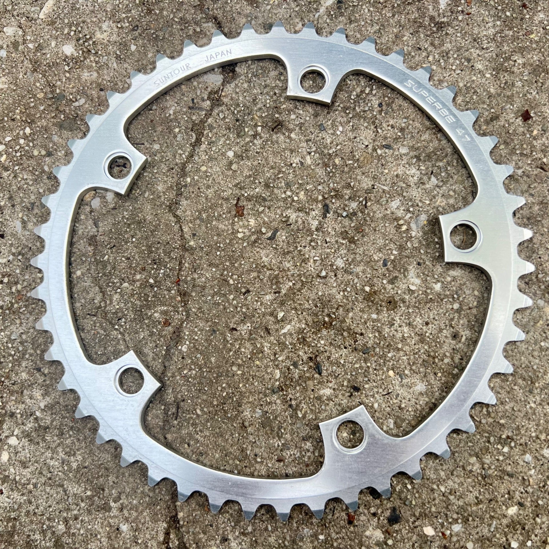 NOS Suntour Superbe 144BCD 47T Chainring Vintage Road Track Silver Big Aluminum 