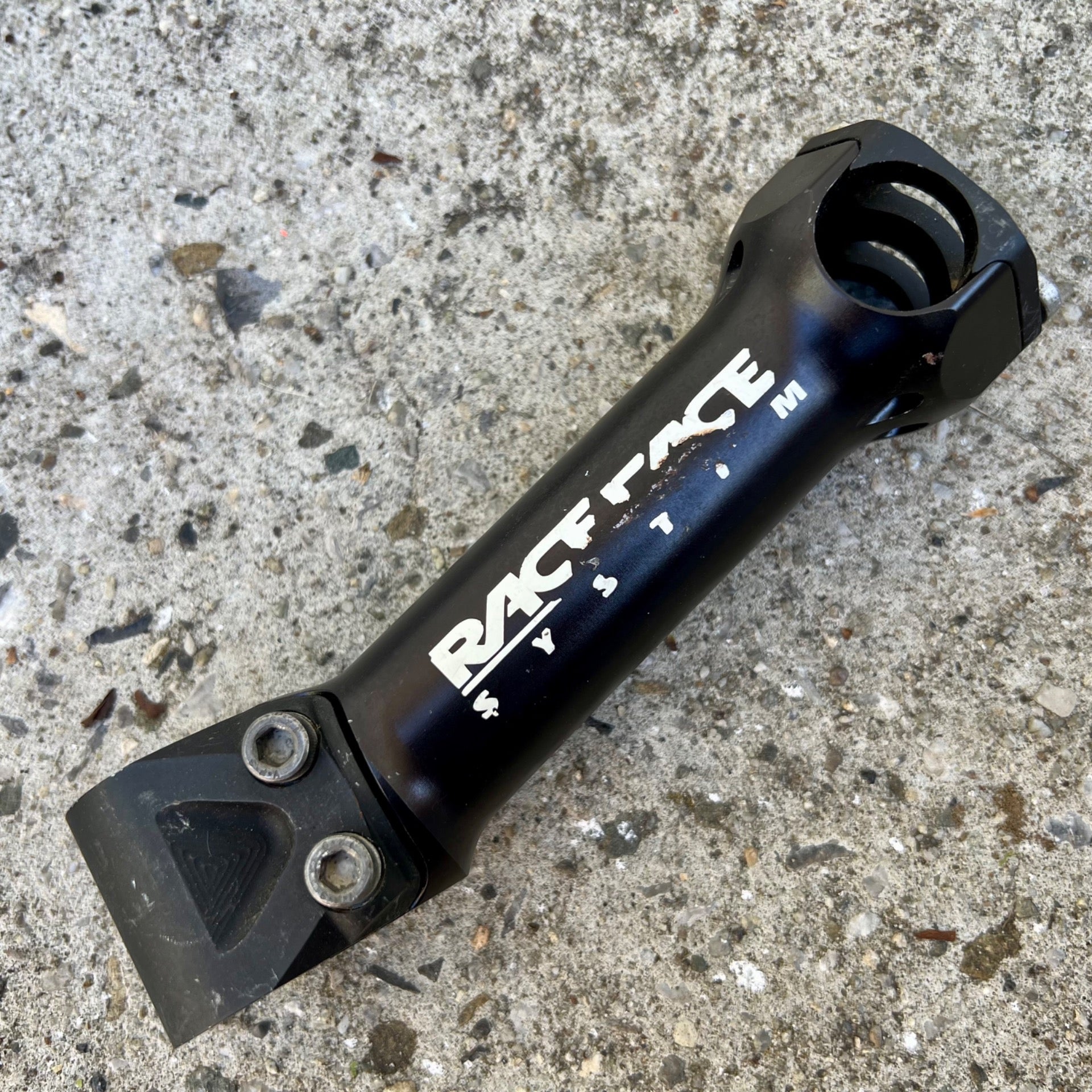 Raceface 150x25.4mm 1 1/8” Threadless System Stem 15° Rise Black MTB Mountain