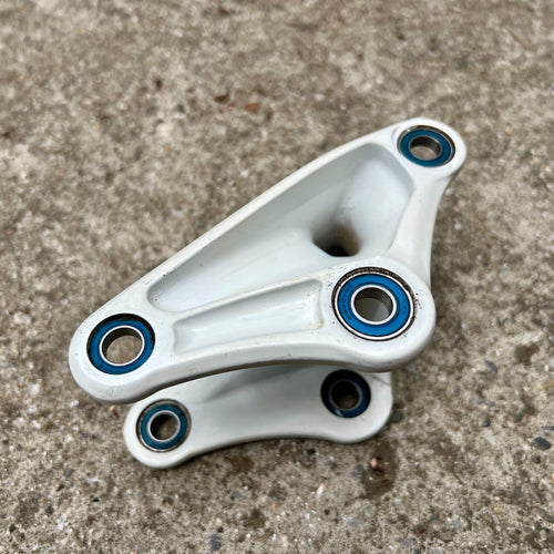 2013 Trek Rear Suspension Rocker Arm Linkage Piece White Blue Bearings