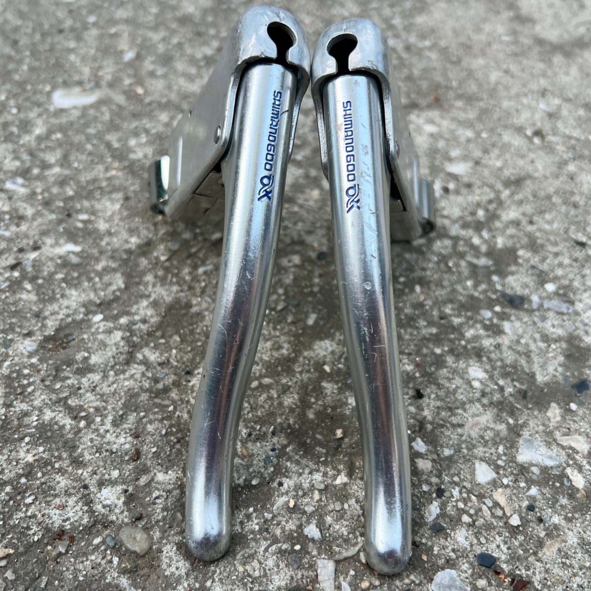 Shimano 600 AX Aero Brake Levers Vintage Retro Road Bike Drop Bar Silver Alloy