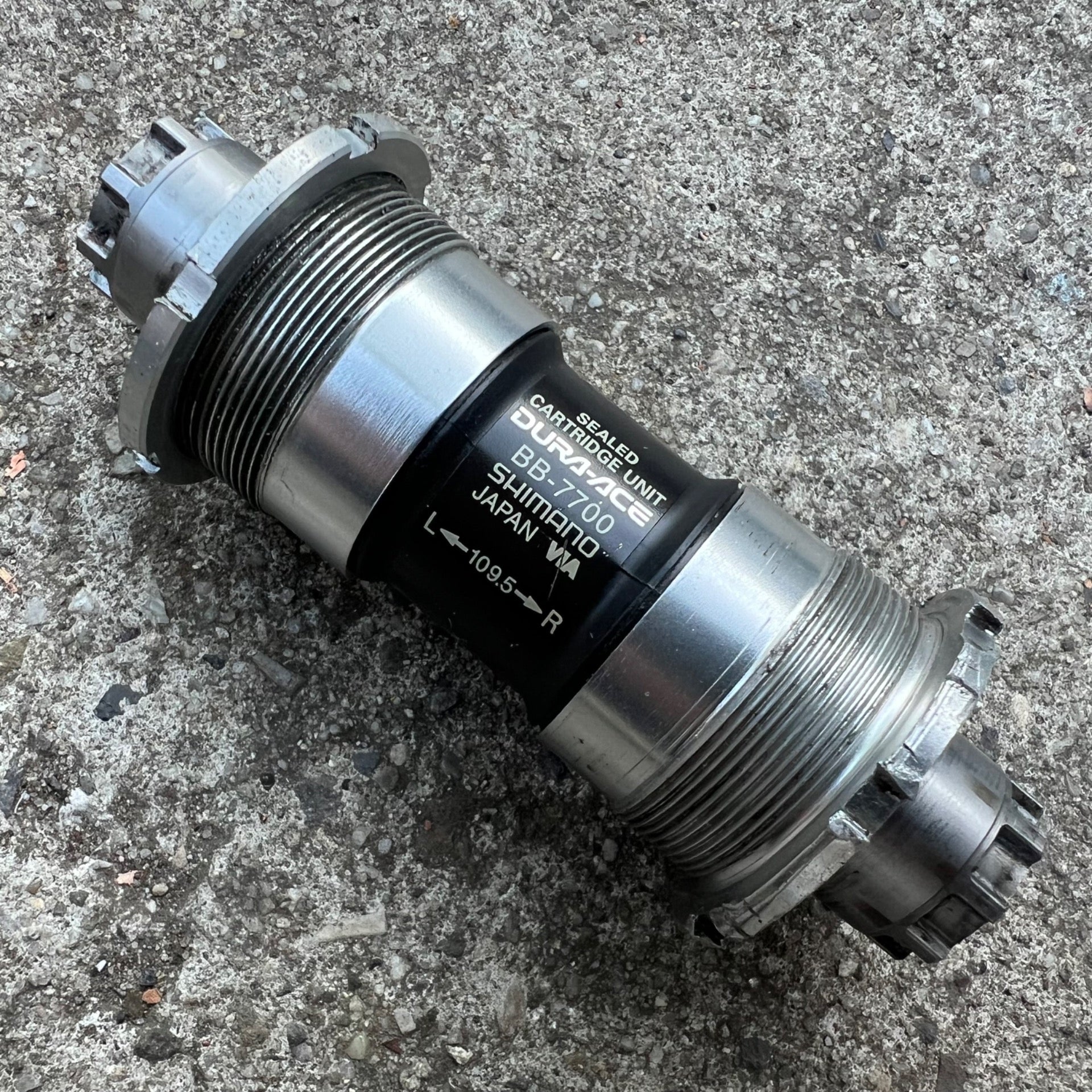 RE GREASED Shimano Dura Ace BB-7700 109.5mm Octalink V1 English Bottom Bracket