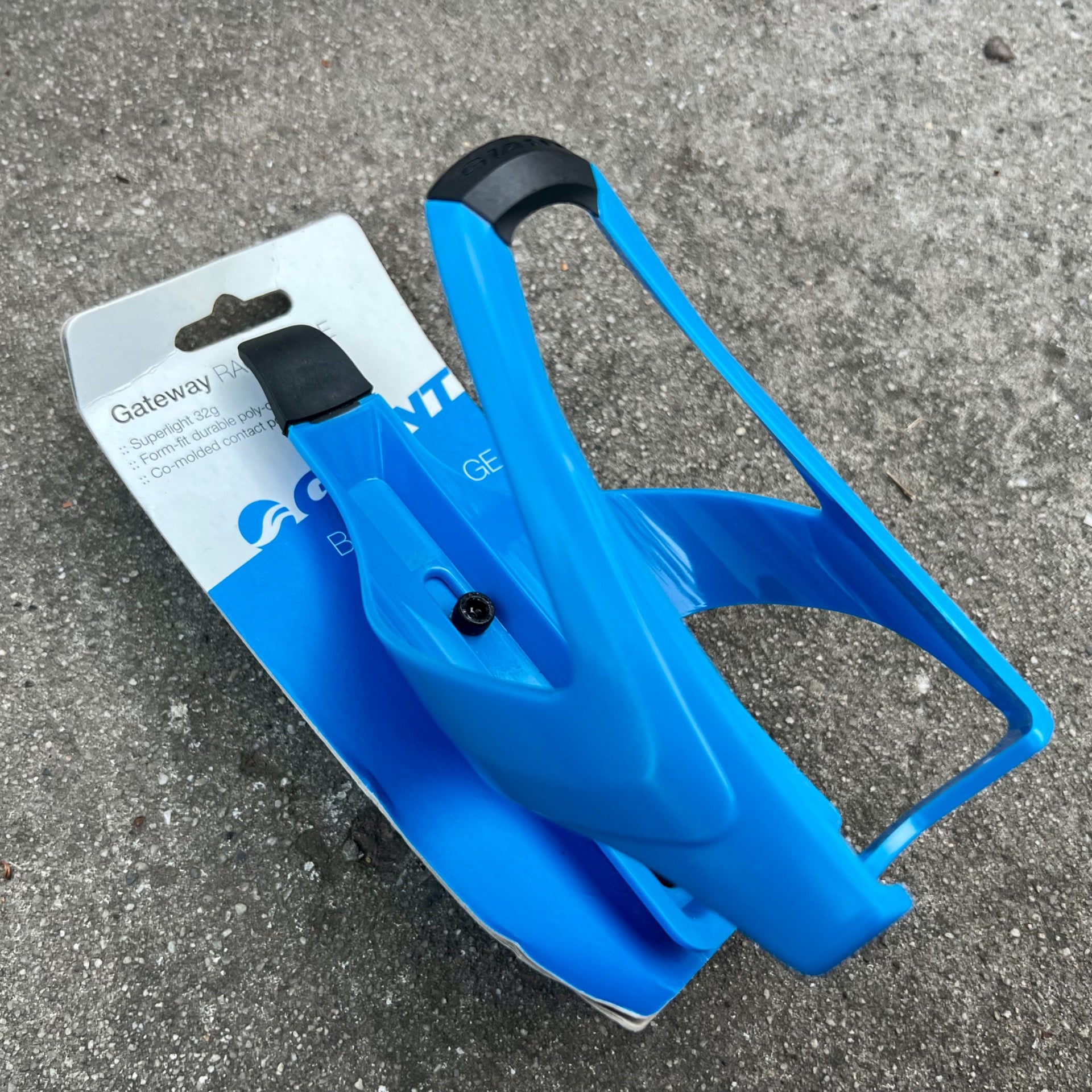 NEW Giant Gateway Race Cage 32g Blue Bottle Cage Road Bike Racing XC CX Gravel