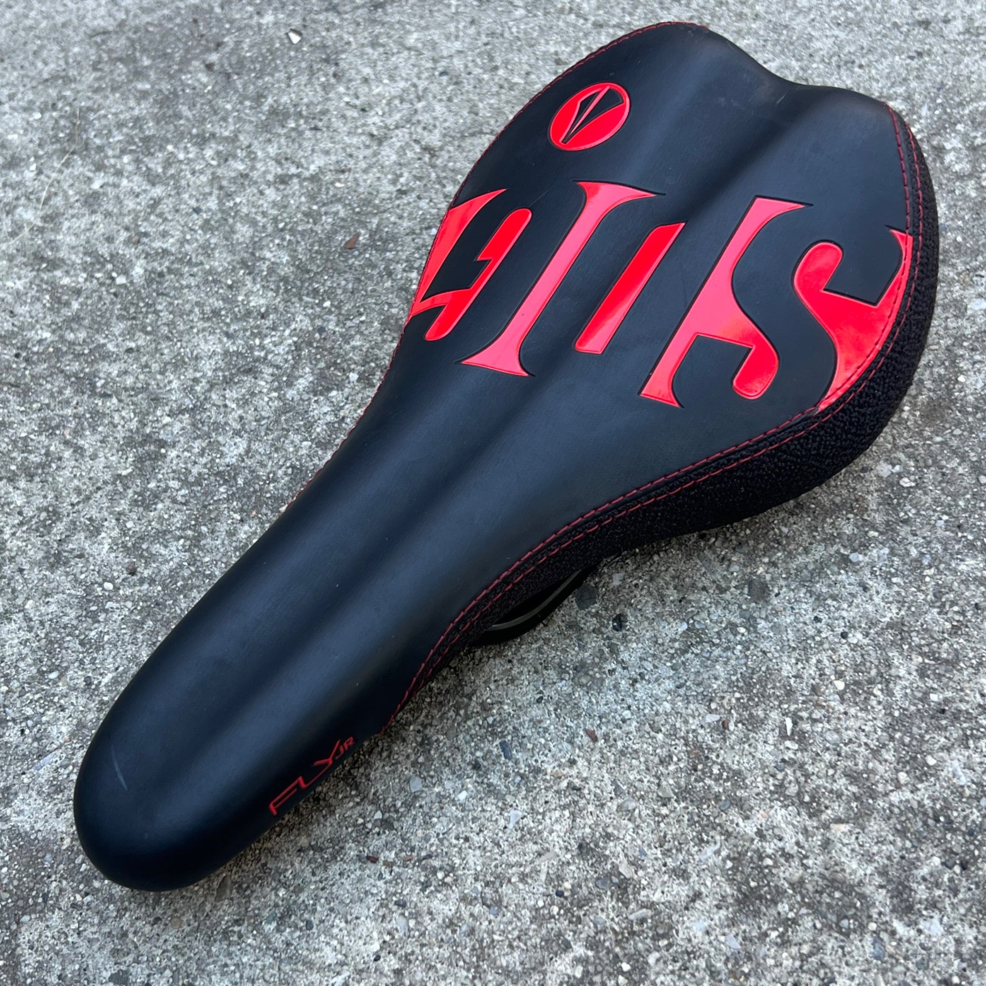 SDG Fly JR Black Red 125mm Kids Saddle MTB Mountain Bike Racing Kid’s
