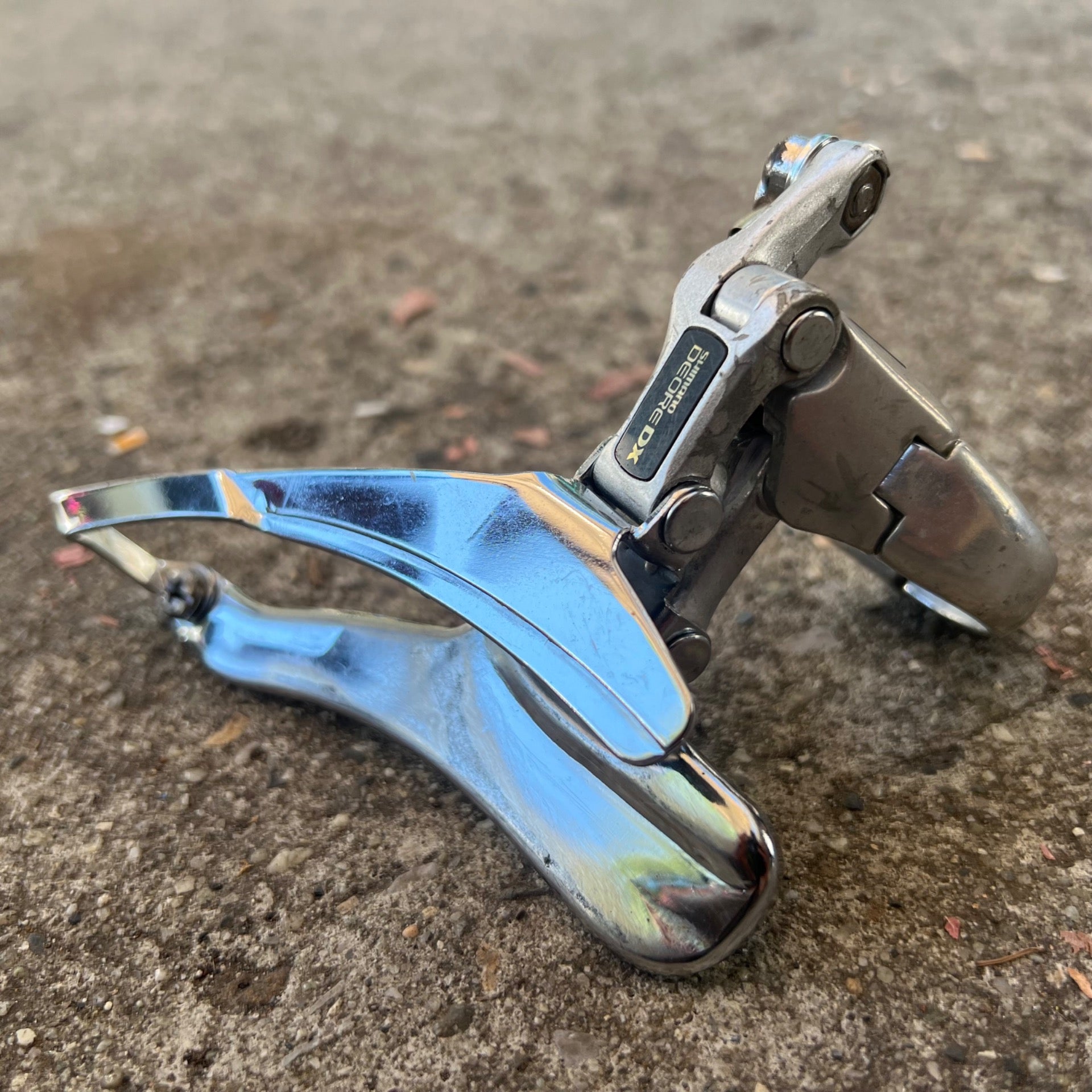 Shimano Deore DX FD-M650 31.8mm Bottom Pull Front Derailleur Triple Top MTB 