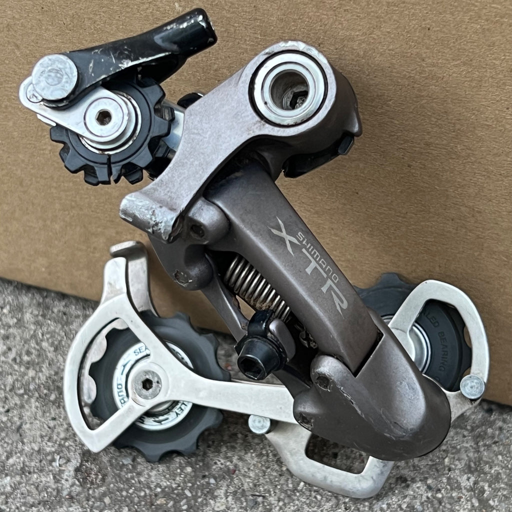 Shimano XTR RD-M951 Rapid Rise Rear Derailleur 8 Speed Medium Cage MTB Mountain