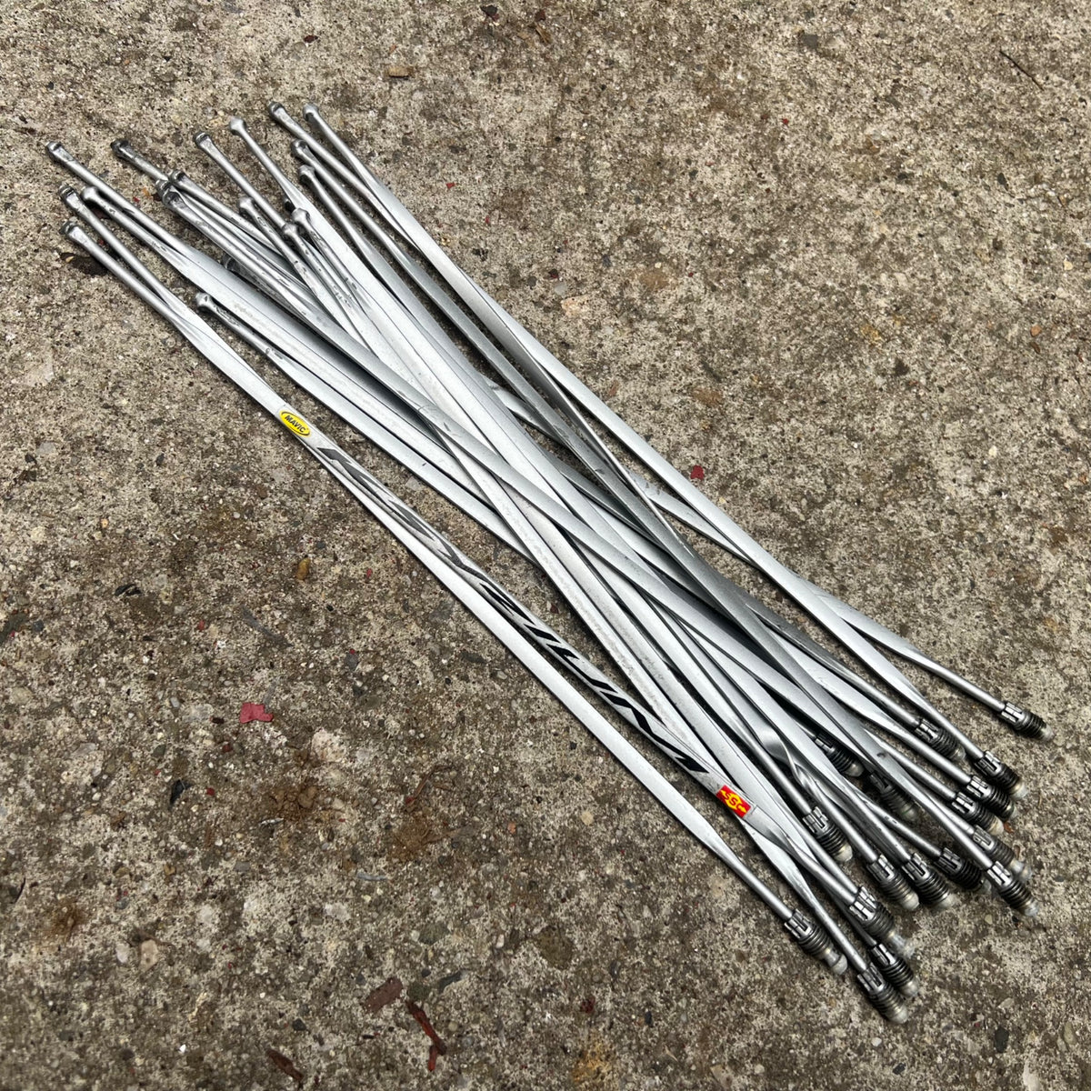 20 Mavic Ksyrium SL Rear Wheel Spokes Silver Bladed Aero Road Twenty Hole