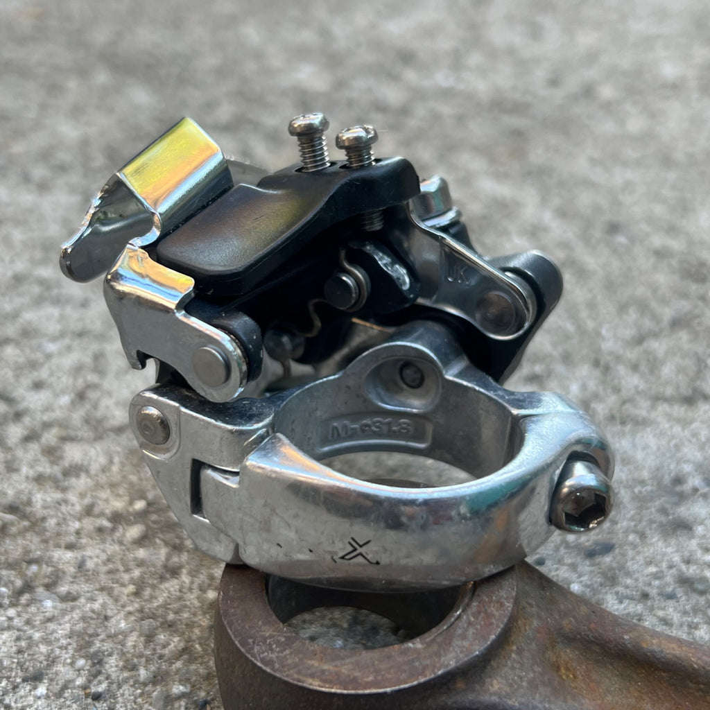 Shimano Deore XT FD-M739 Front Derailleur 31.8mm Bottom Pull Low Clamp MTB