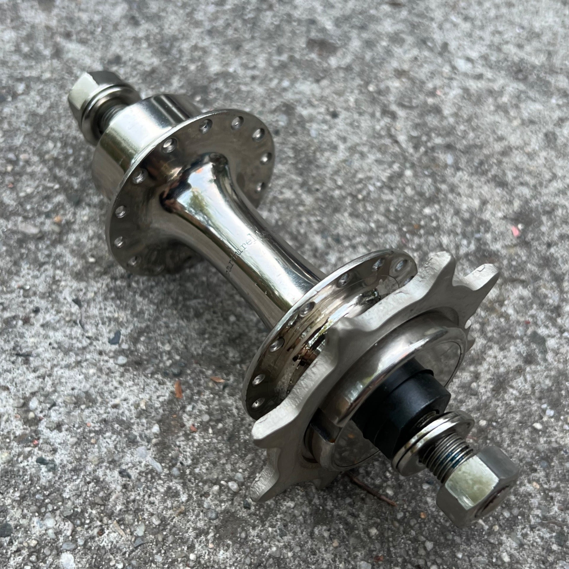 NOS New Departure Track Hub 28H Hole 110mm Fixed Gear Skip Tooth Antique Vintage