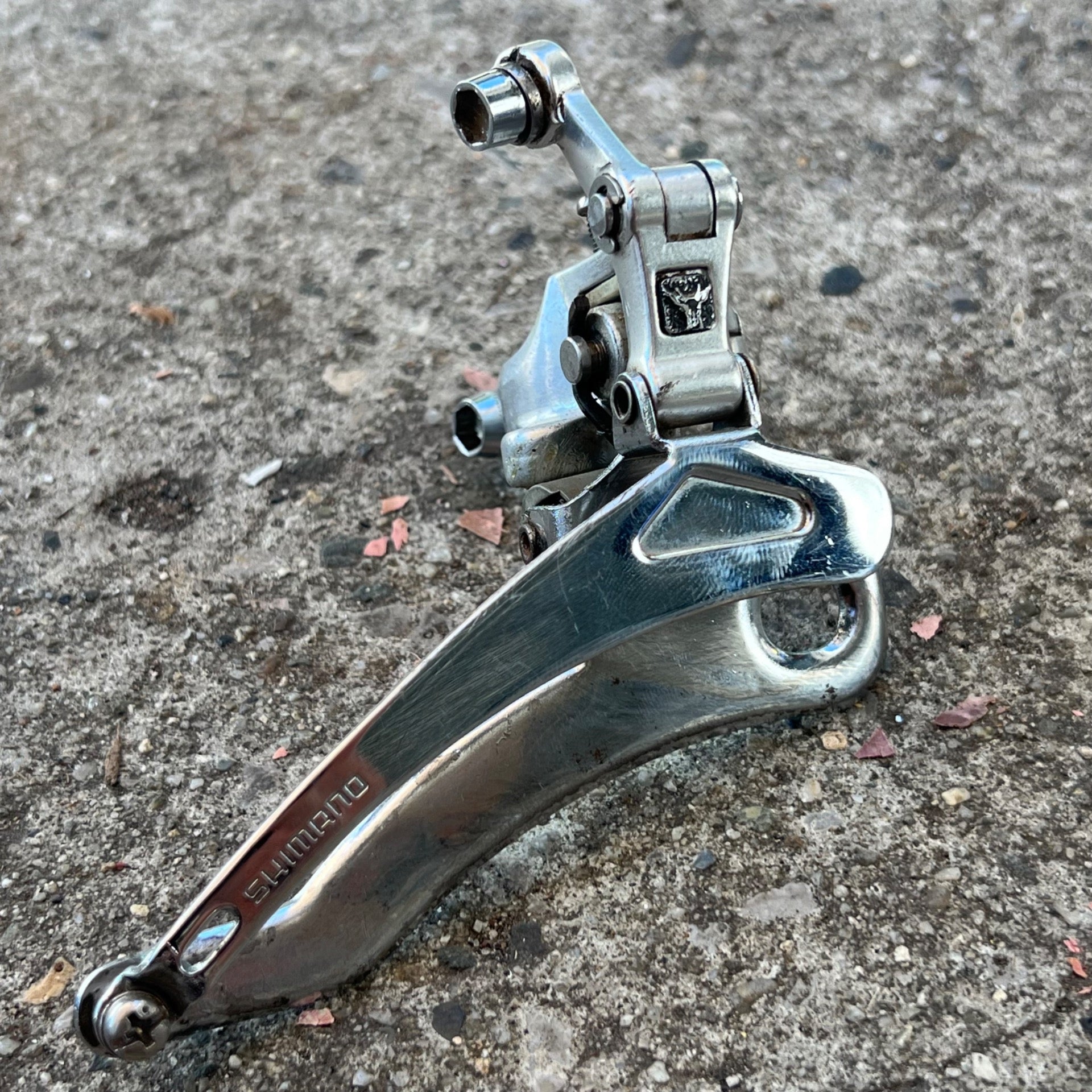 Shimano Deore XT FD-M700 28.6mm Bottom Pull Front Derailleur Triple Deerhead MTB