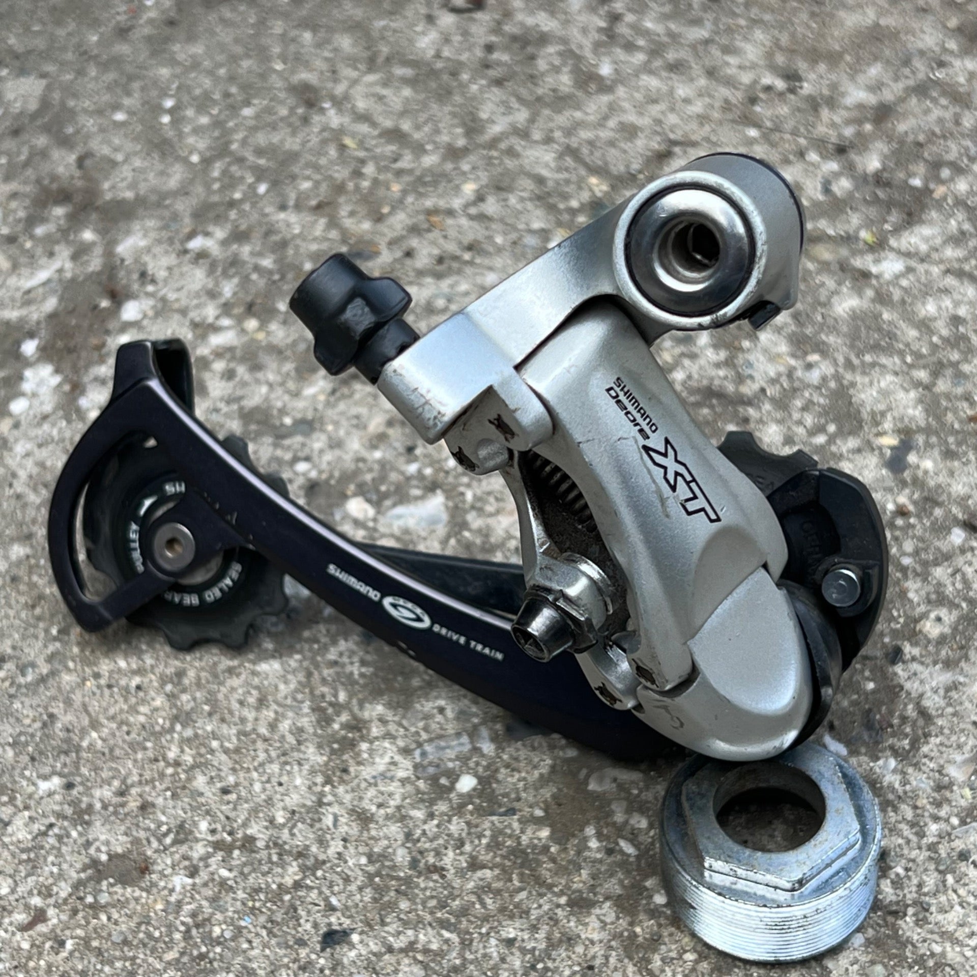 Shimano Deore XT M760 Long Cage 9 Speed Rear Derailleur Rapid Rise Mountain Bike