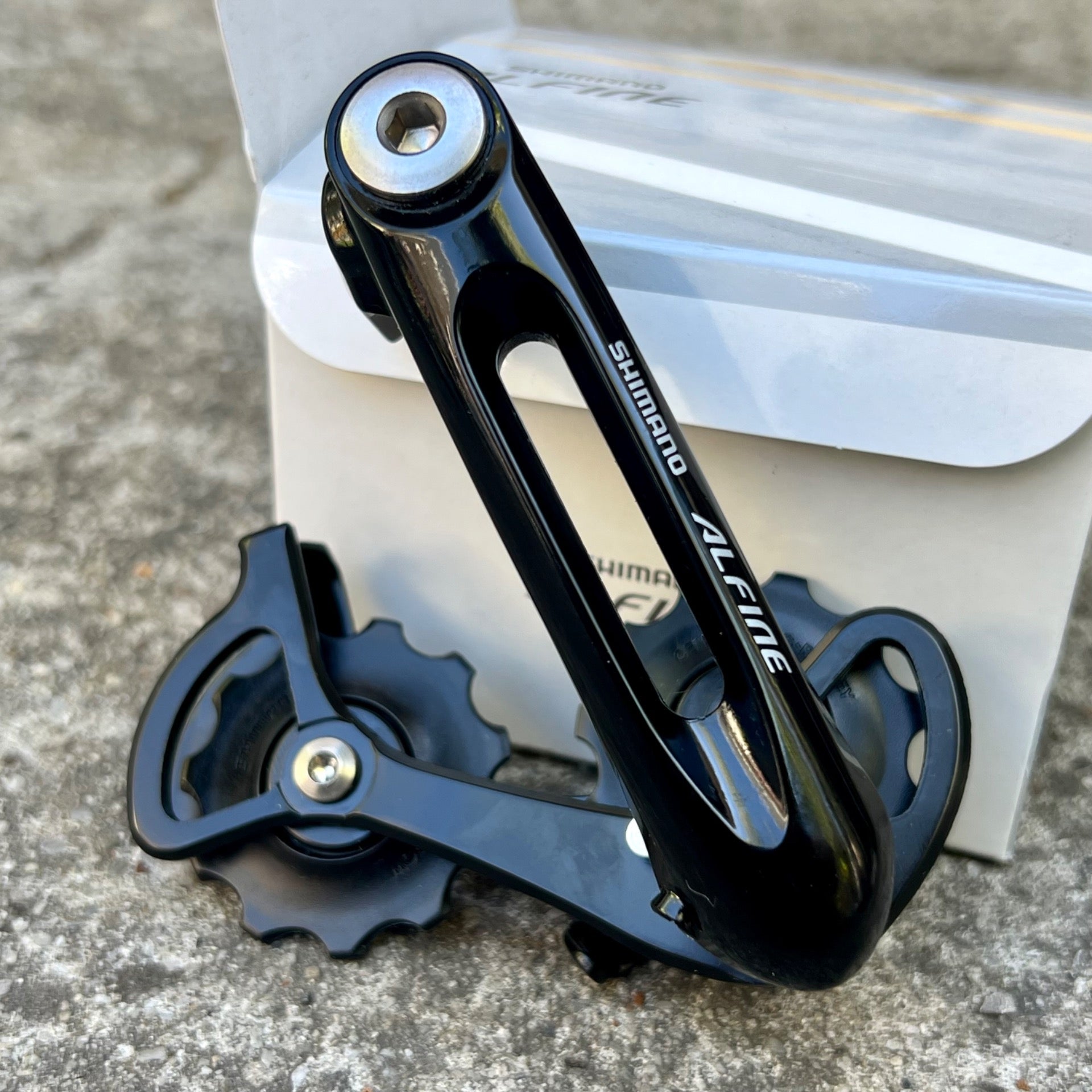 NEW Shimano Alfine CT-S500 Chain Tensioner Single Speed Black Dual Pulley Rear 