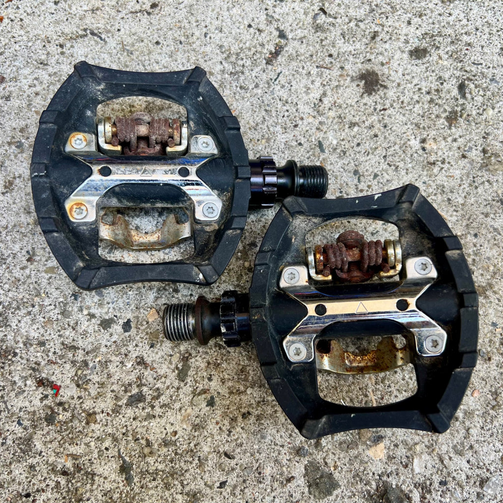 Forte Dual Sided Platform Clipless SPD Pedals Black Gravel MTB Road Bike 