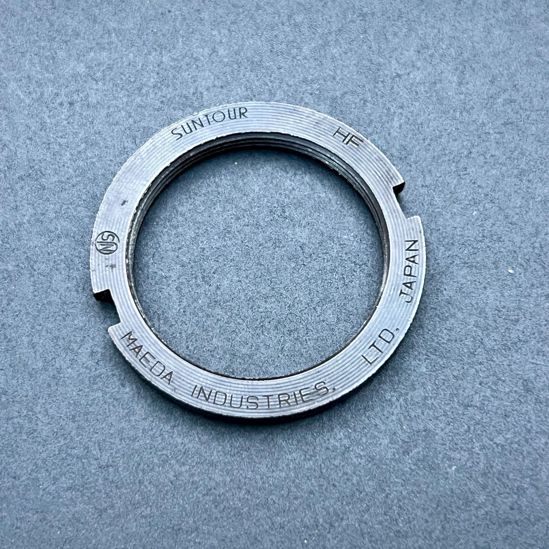 Suntour NJS English Thread 1.29x24 TPI Fixed Gear Hub Lockring Retro Vintage 