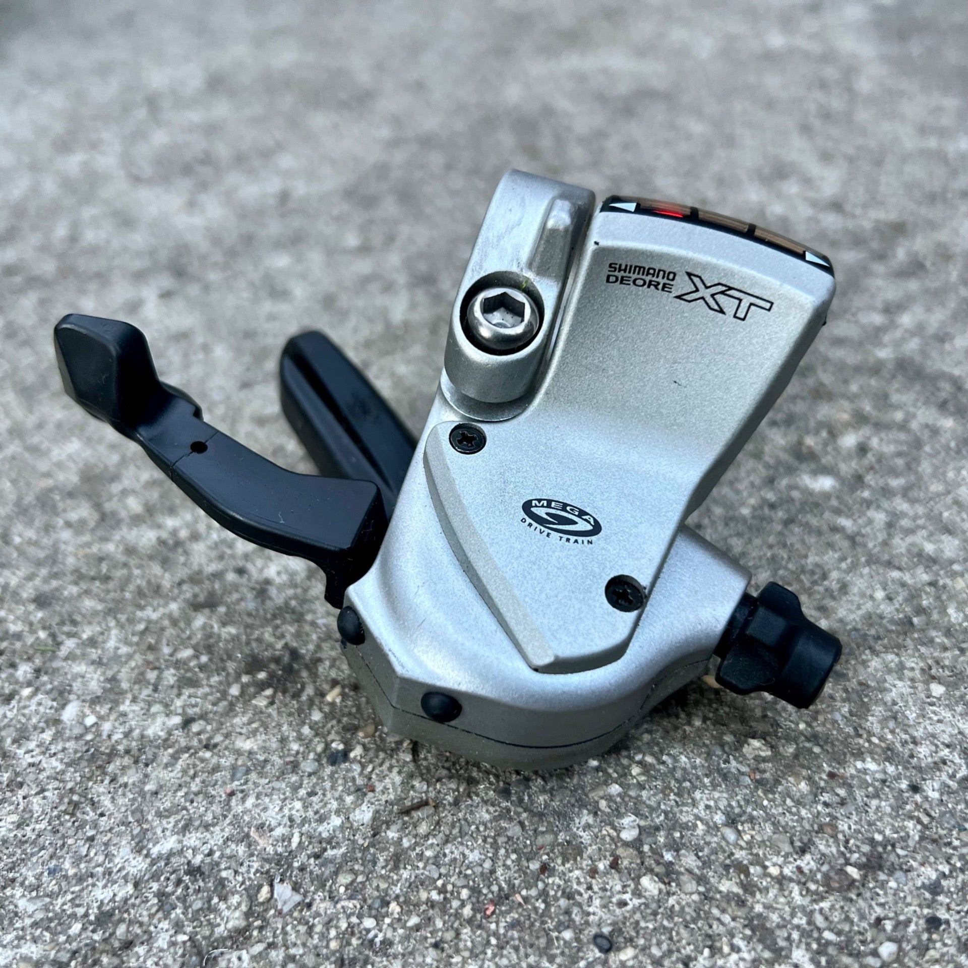 Shimano Deore XT SL-M750 9 Speed Rear Right Shifter Vintage MTB Gray Trigger 