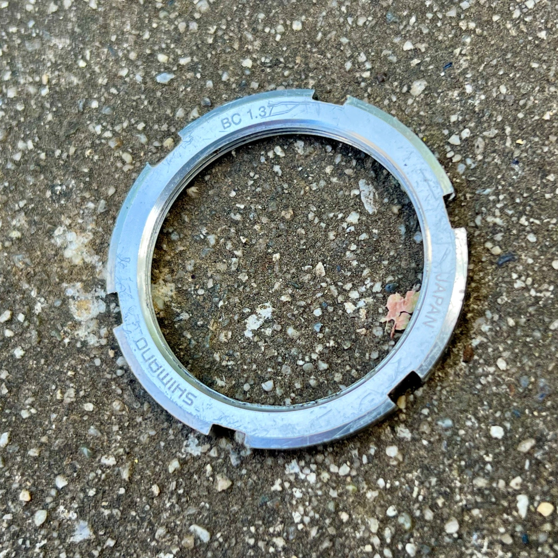 Shimano Dura Ace 7700 Non Drive Side Aluminum Lockring Bottom Bracket Vintage 